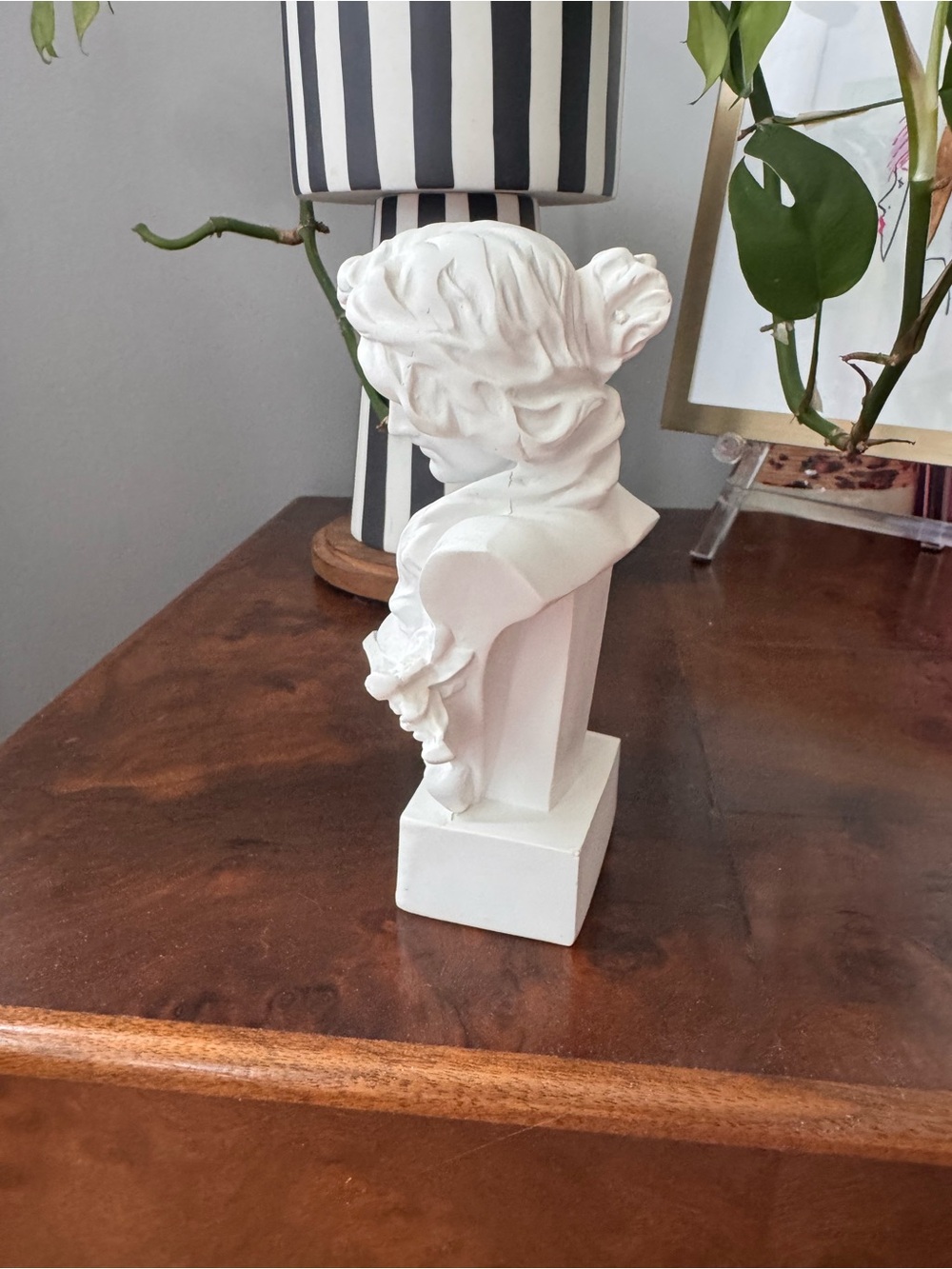 Greek goddess bust sculpture - Picture 6 of 9
